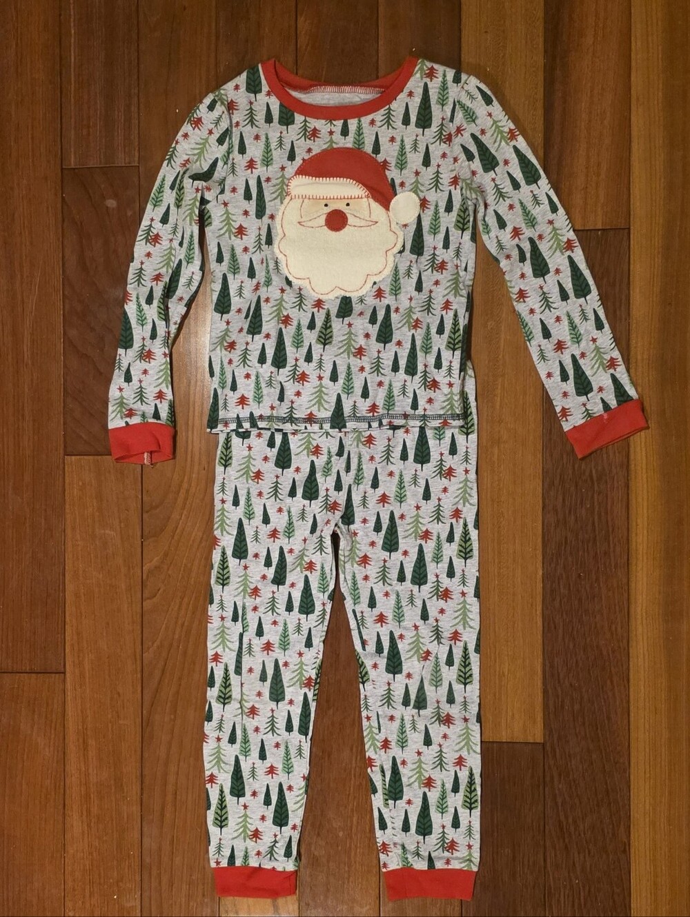 Mud Pie Santa and Christmas Tree Pajamas Size 5T